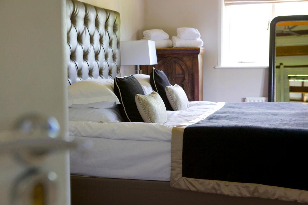 The Inn On The Green Cookham Dean Esterno foto