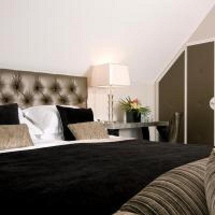 The Inn On The Green Cookham Dean Esterno foto