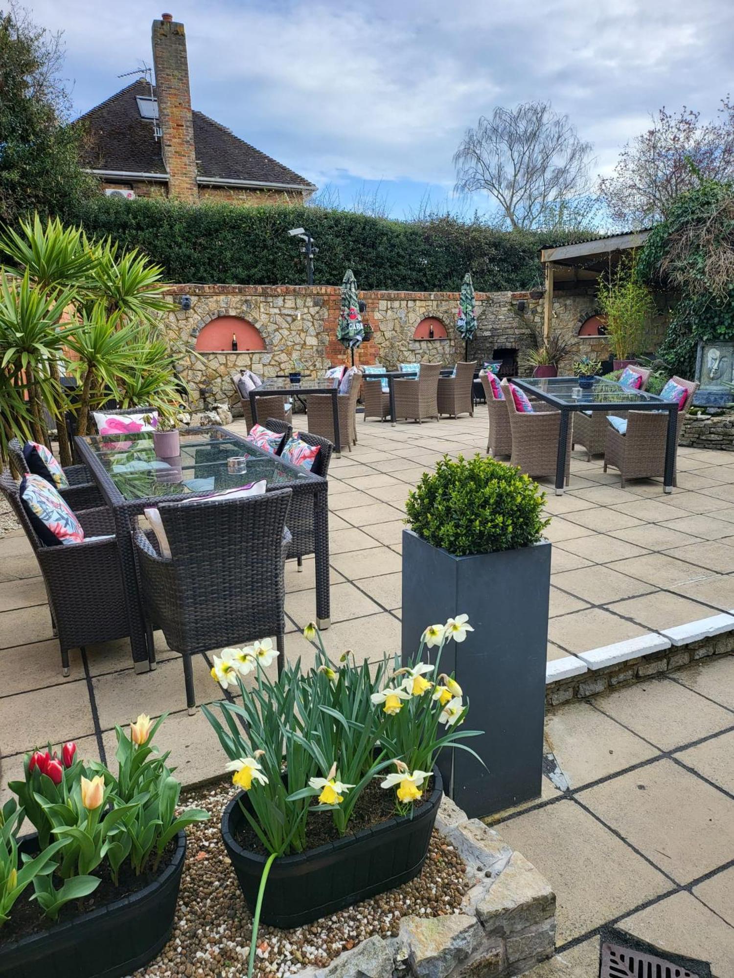 The Inn On The Green Cookham Dean Esterno foto